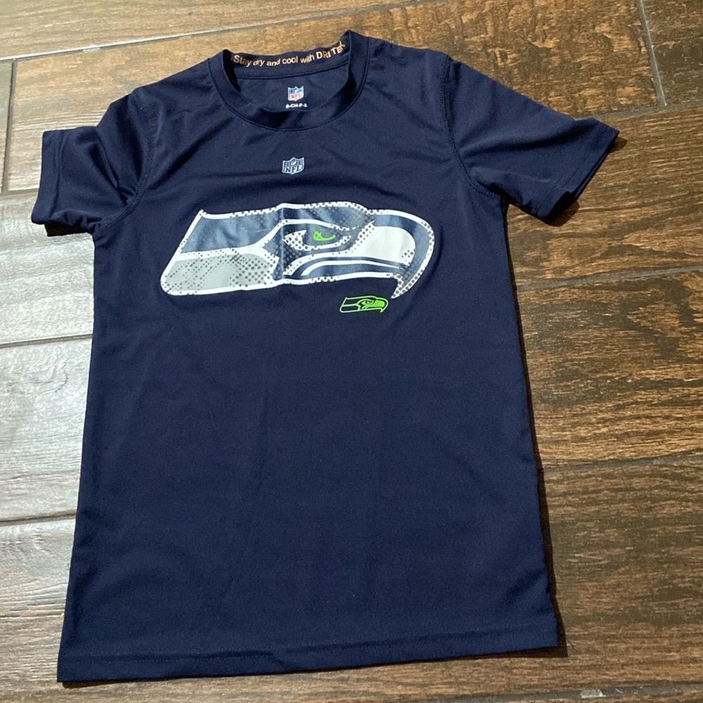 10/$50 NFL Team Logo Navy Blue T-Shirt Kids Size S -CH-P-8